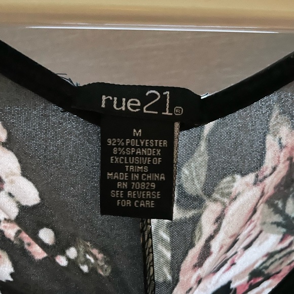 Rue21 medium floral dress. - Picture 2 of 3